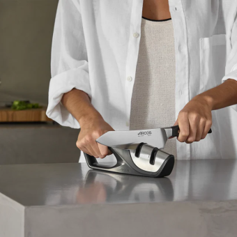 Arcos Multi-Angled Knife Sharpener 2