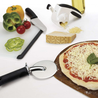Oxo Pizza Wheel 2